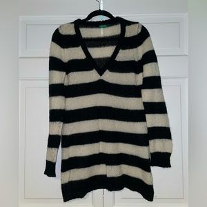 United Colors Of Benetton wool black & white long Sweater size M